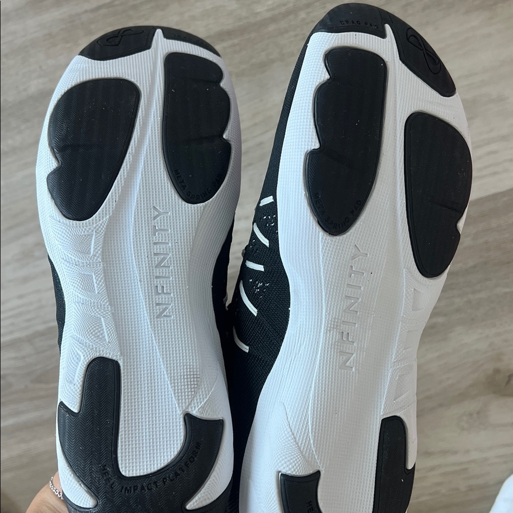Never worn Nfinity Flyte